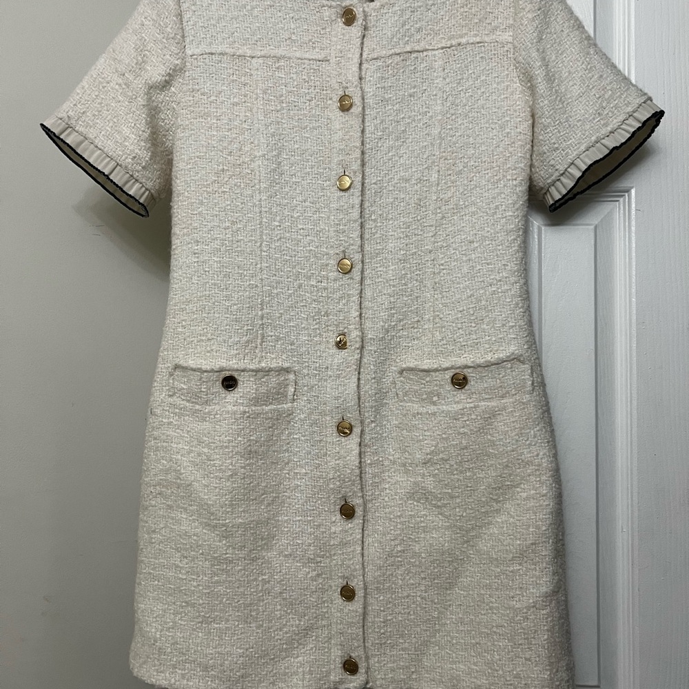 Sandro Paris - Picture 2 of 16
